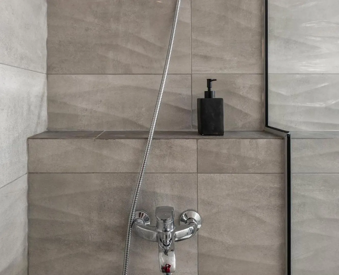 Premium Jacuzzi Suite At The City Center, By Aqua Platinum Thessaloniki Greece